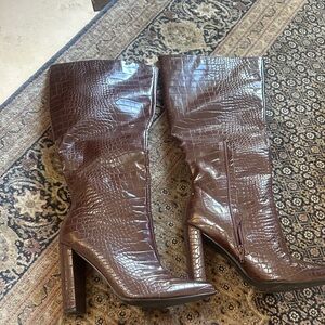 Size 10 knee high croc boots brown